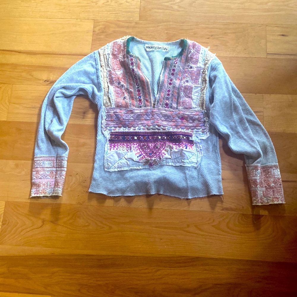 Vintage embroidered  Nancy Heller.. one of a kind🌺 zip sweatshirt
